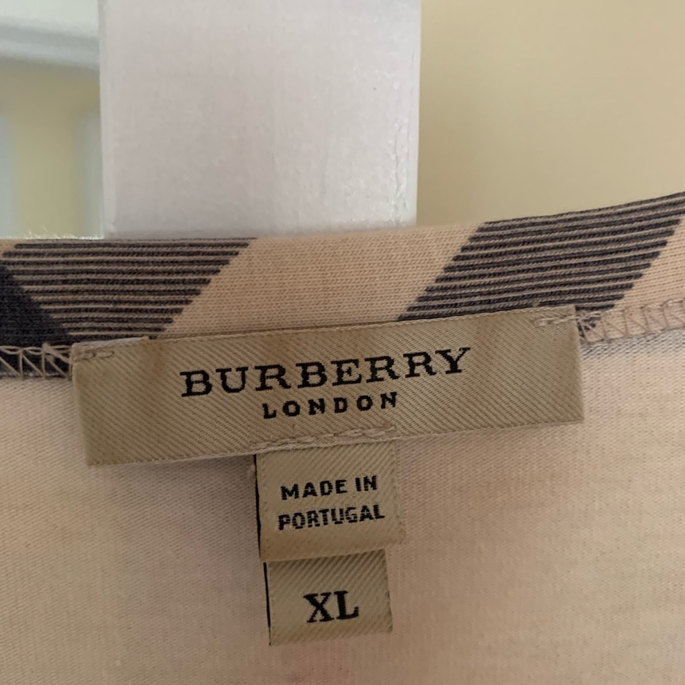 Authentic Burberry Nova Check Top!